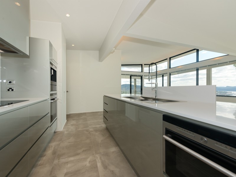 2/16 Aotea Road, Sandy Bay TAS 7005