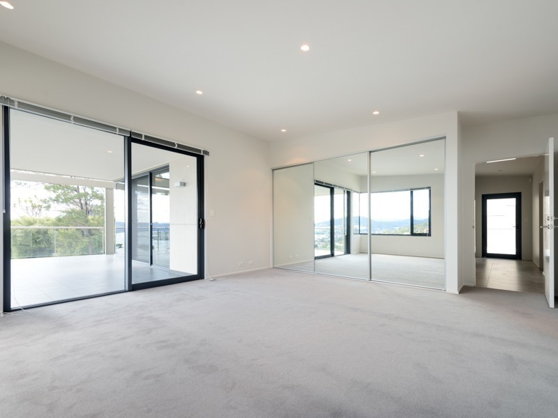 2/16 Aotea Road, Sandy Bay TAS 7005