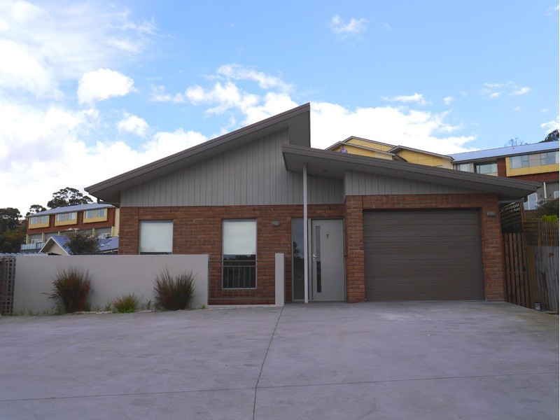 5/10 Flagstaff Gully Road, Lindisfarne TAS 7015