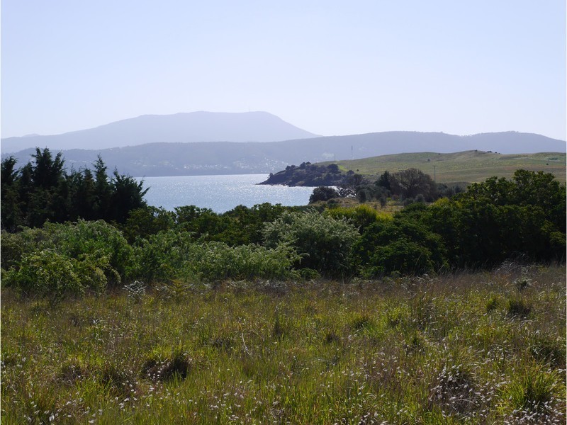 122 Spitfarm Road, Opossum Bay TAS 7023