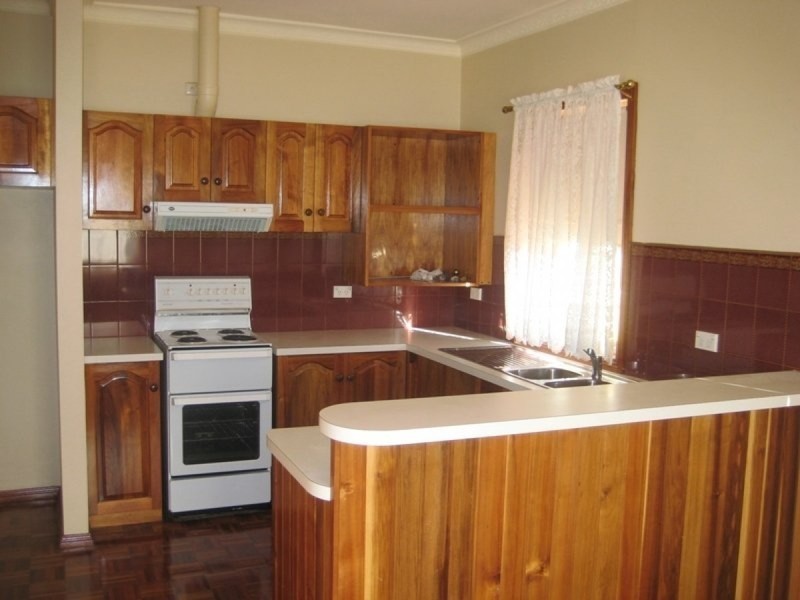 104 Malunna Road, Lindisfarne TAS 7015