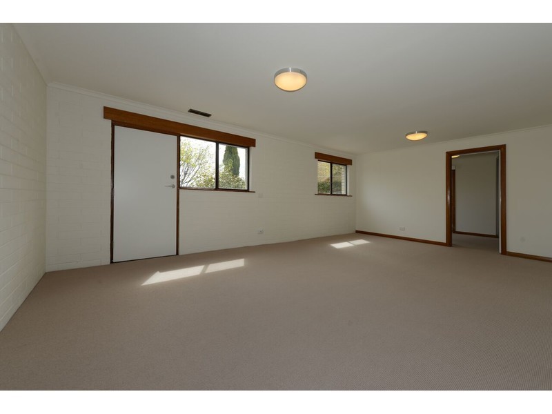 42 Lipscombe Avenue, Sandy Bay TAS 7005