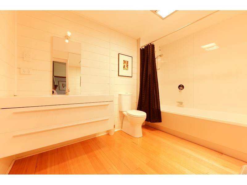 10 Risdon Road, New Town TAS 7008