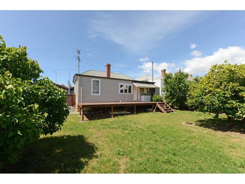 10 Risdon Road, New Town TAS 7008