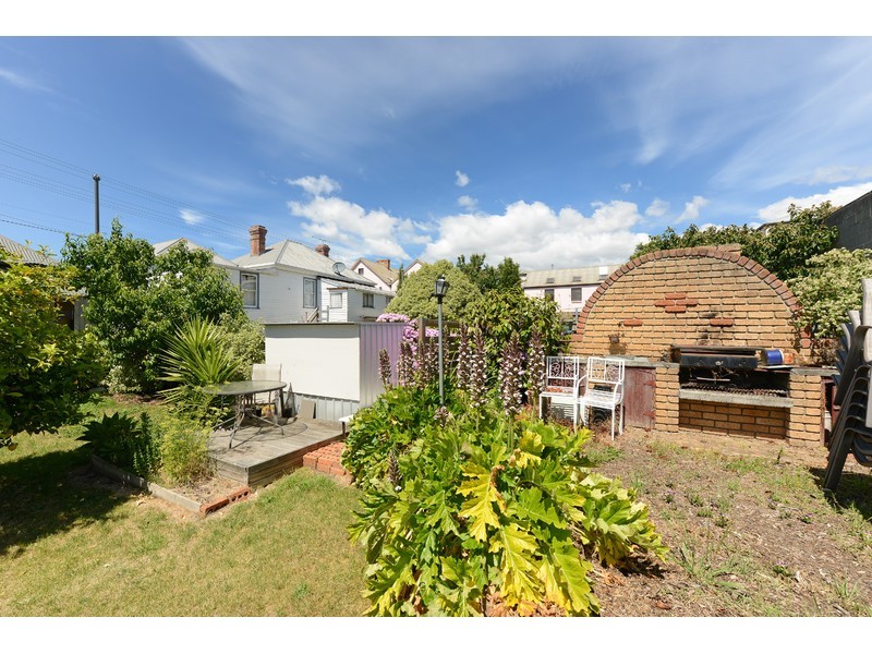 10 Risdon Road, New Town TAS 7008