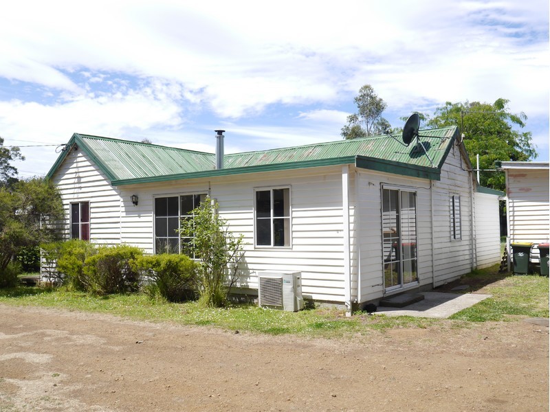4 Amelia Street, Triabunna TAS 7190