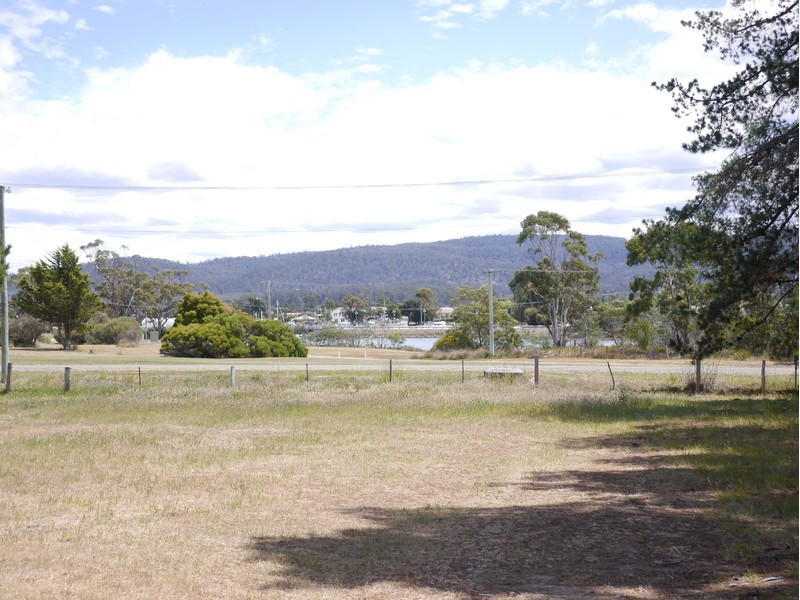 4 Amelia Street, Triabunna TAS 7190