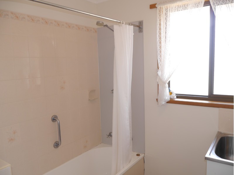 14/11a Charles Street, Orford TAS 7190