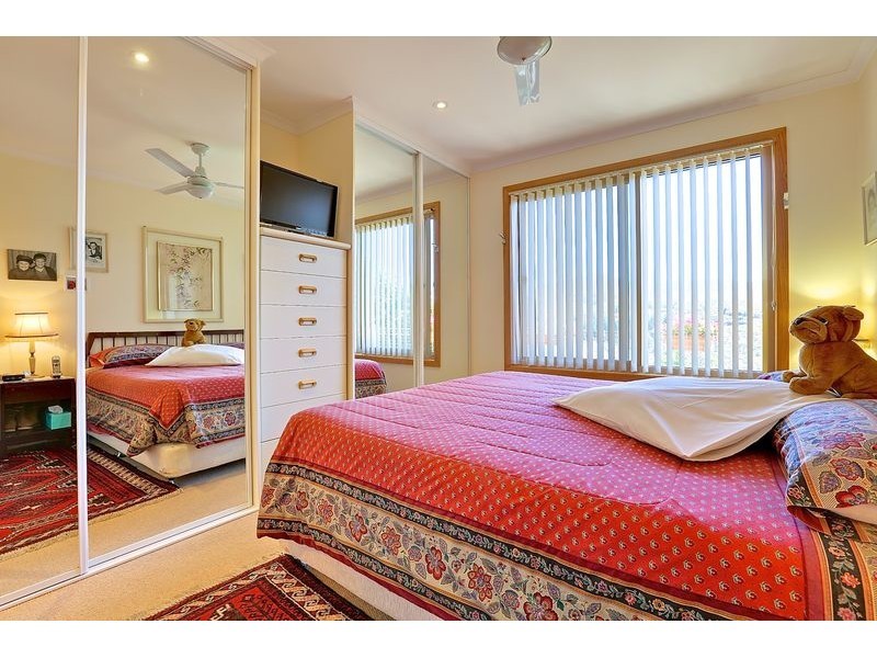 29 Susan Parade, Lenah Valley TAS 7008