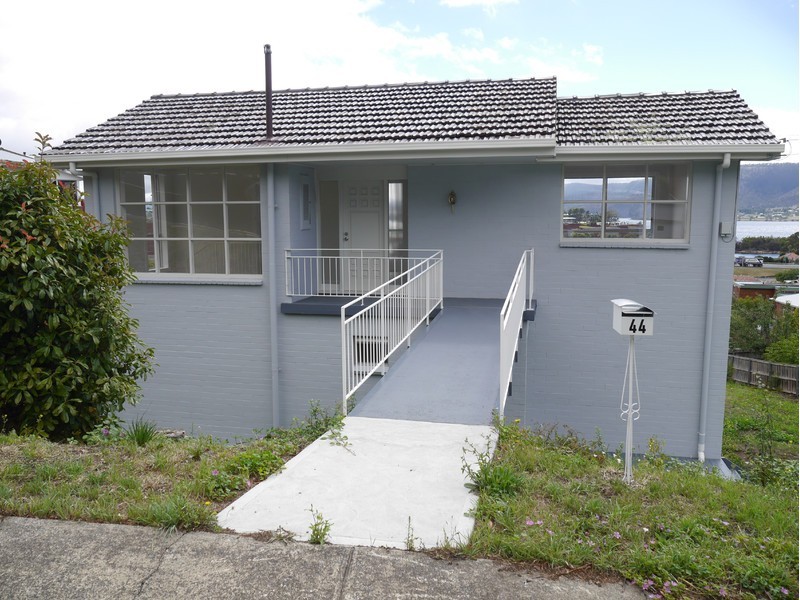 44 Addison Street, Rosetta TAS 7010