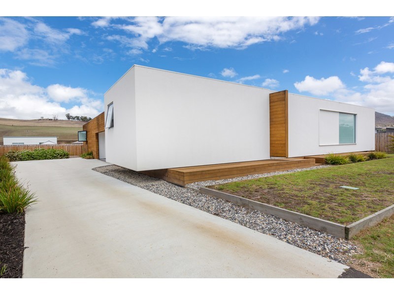 26 Seven Mile Beach Road, Seven Mile Beach TAS 7170