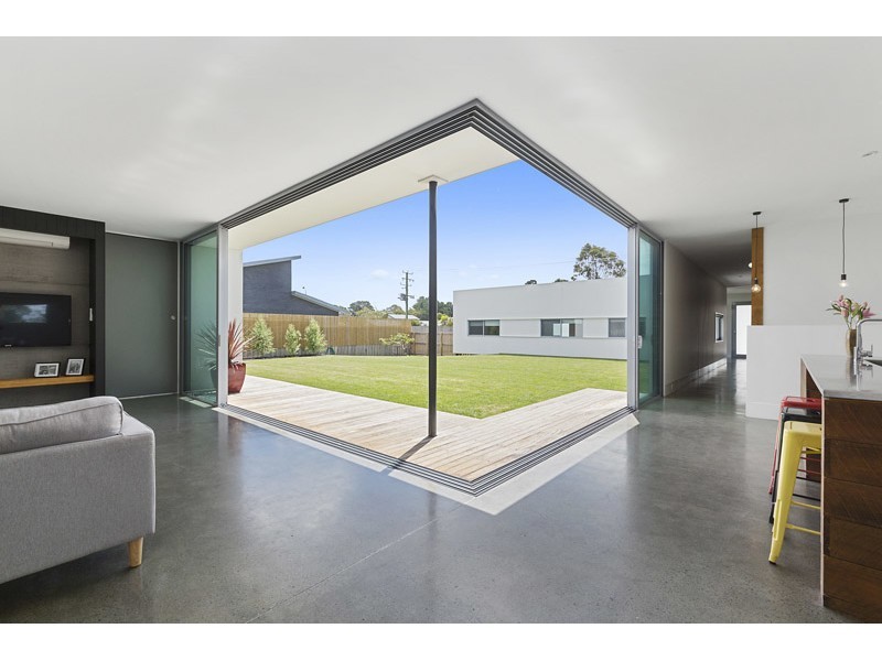 26 Seven Mile Beach Road, Seven Mile Beach TAS 7170