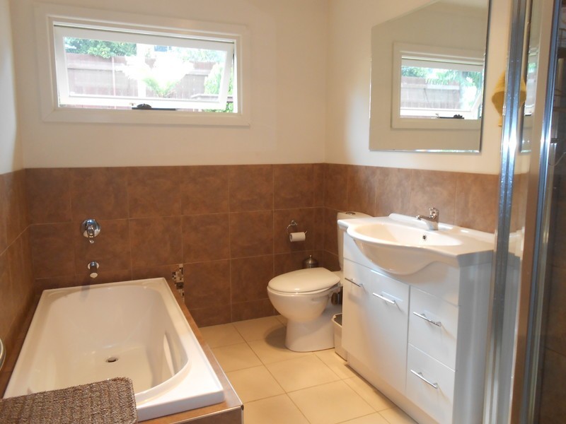 110 Clinton Road, Geilston Bay TAS 7015
