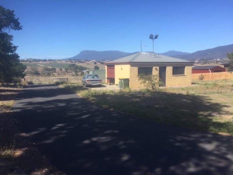 5 Tivoli Road, Old Beach TAS 7017
