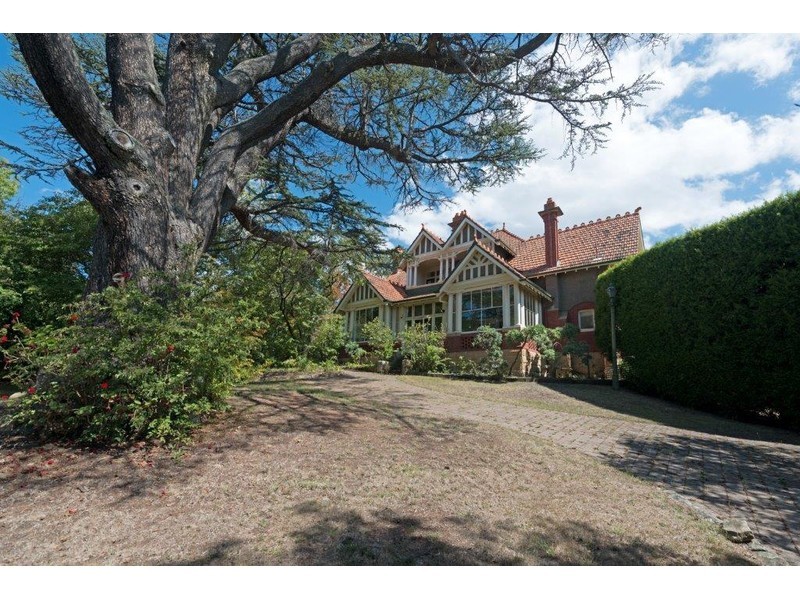 1 Cedar Court, Sandy Bay TAS 7005
