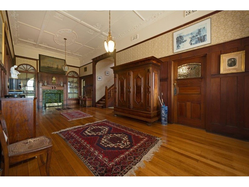 1 Cedar Court, Sandy Bay TAS 7005