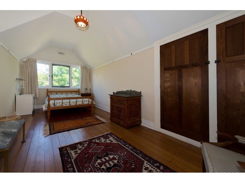 1 Cedar Court, Sandy Bay TAS 7005
