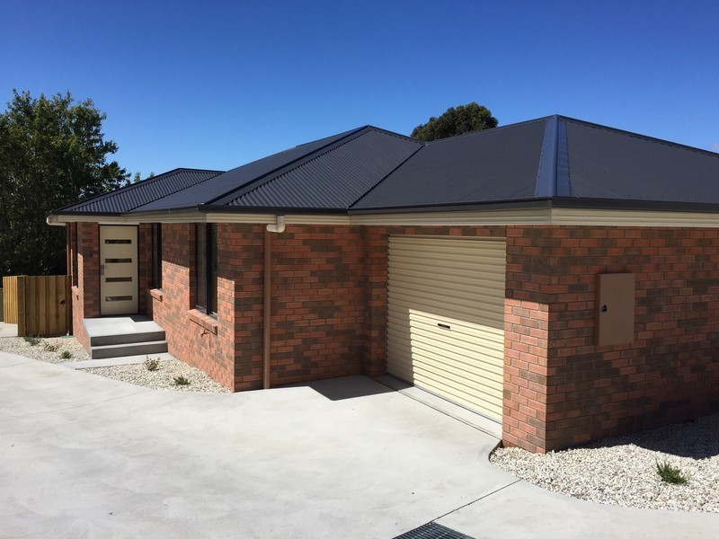1/42 Timbertop Drive, Blackmans Bay TAS 7052