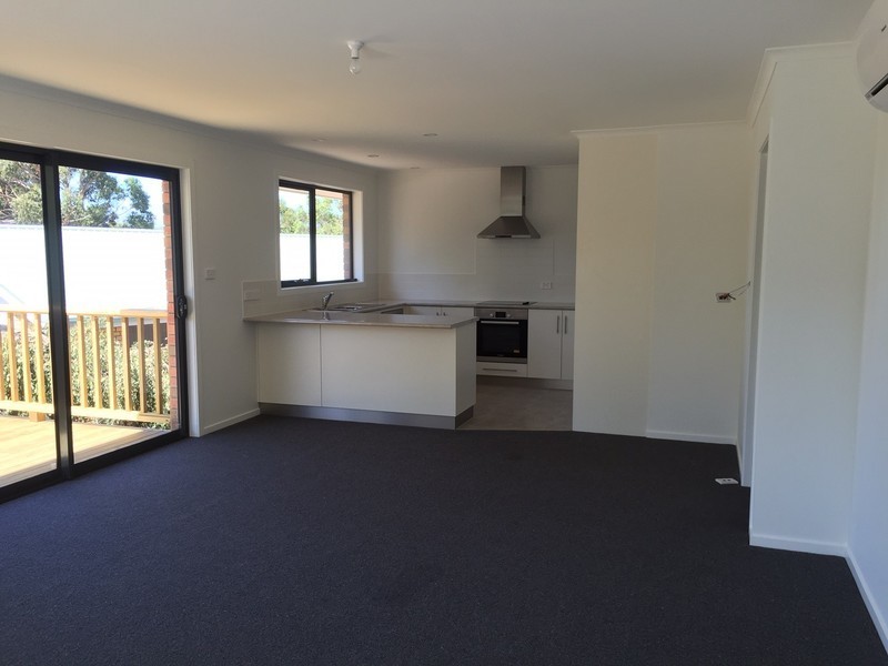 1/42 Timbertop Drive, Blackmans Bay TAS 7052