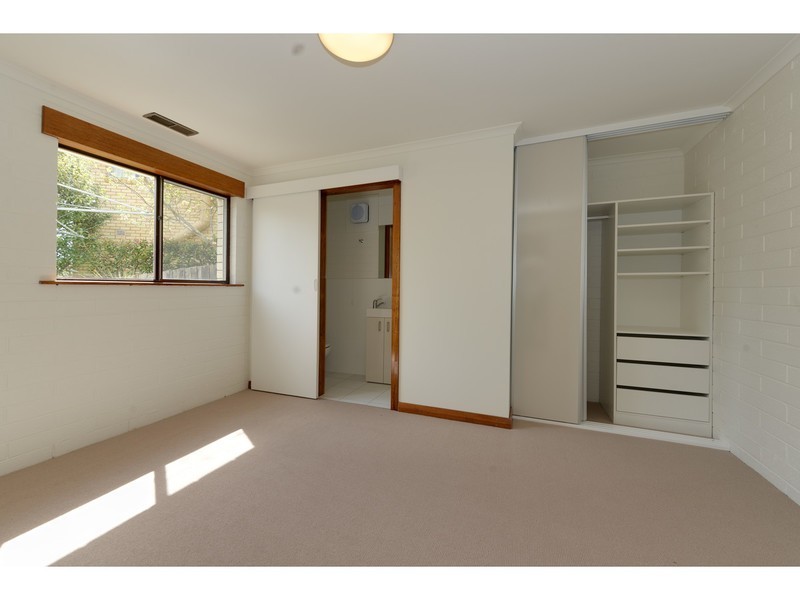 42 Lipscombe Avenue, Sandy Bay TAS 7005