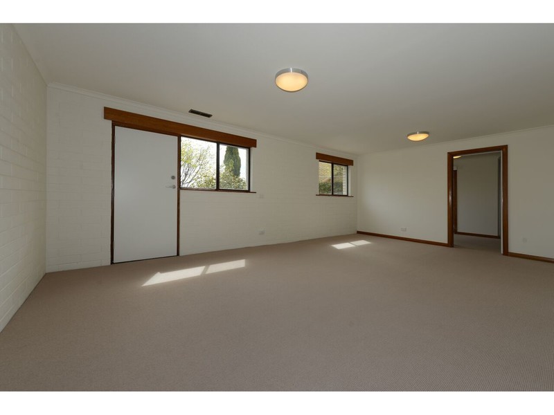 42 Lipscombe Avenue, Sandy Bay TAS 7005