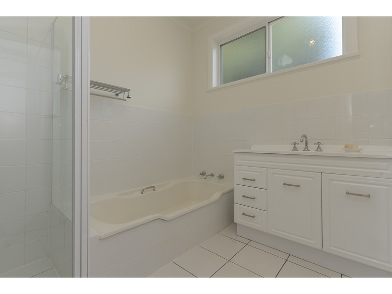 42 Lipscombe Avenue, Sandy Bay TAS 7005