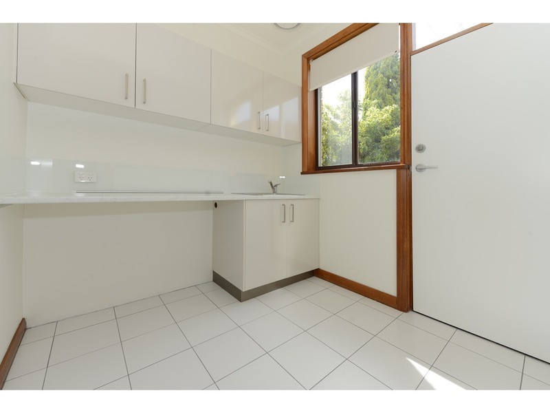 42 Lipscombe Avenue, Sandy Bay TAS 7005