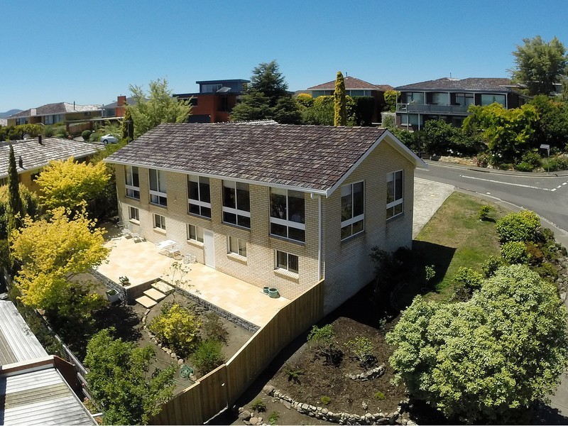 42 Lipscombe Avenue, Sandy Bay TAS 7005