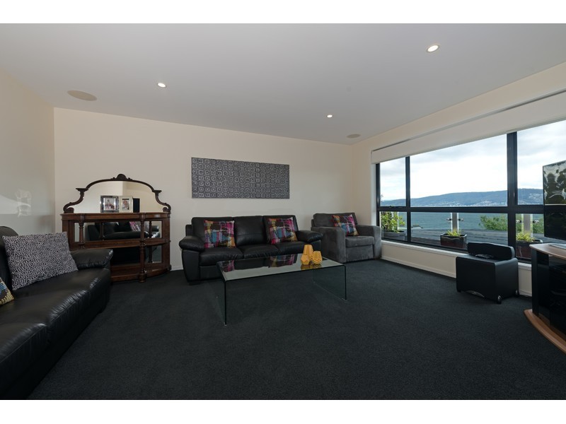 287 Carella Street, Tranmere TAS 7018