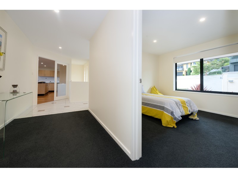 287 Carella Street, Tranmere TAS 7018