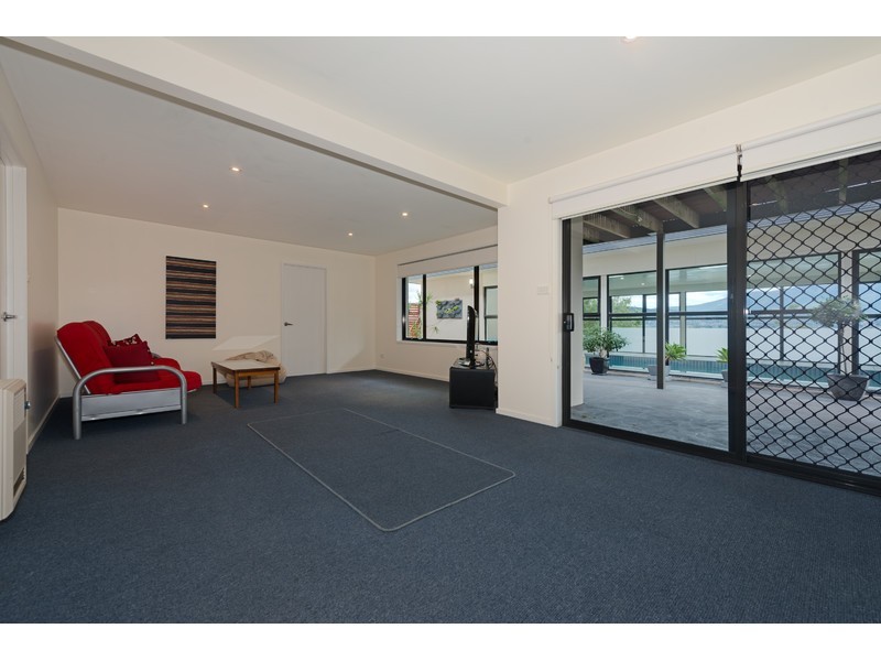 287 Carella Street, Tranmere TAS 7018