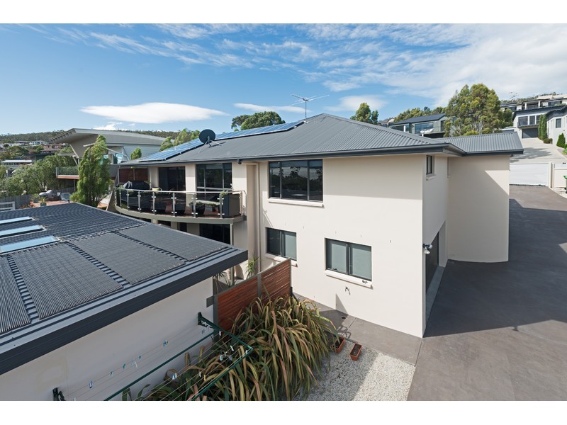 287 Carella Street, Tranmere TAS 7018