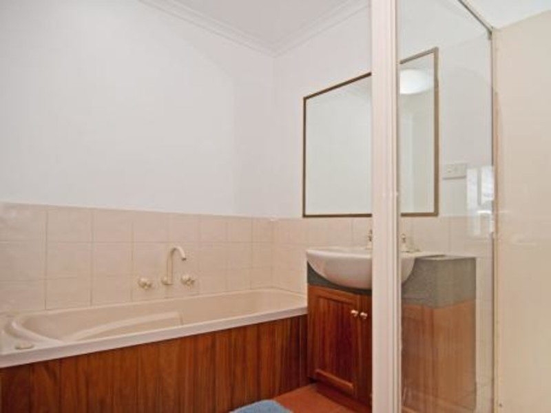 33 Rothesay Circle, Goodwood TAS 7010