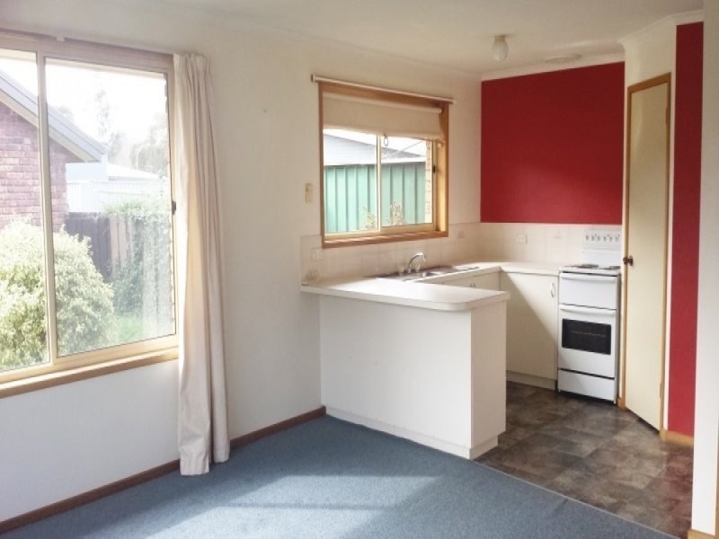 17/11A Charles Street, Orford TAS 7190