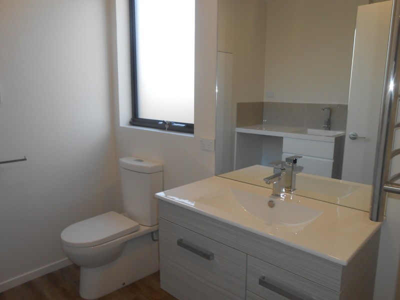 1/18 Boa Vista Road, New Town TAS 7008