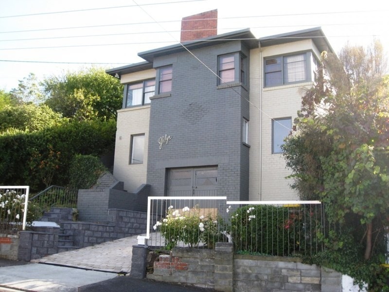 2/61 Quayle Street, Sandy Bay TAS 7005