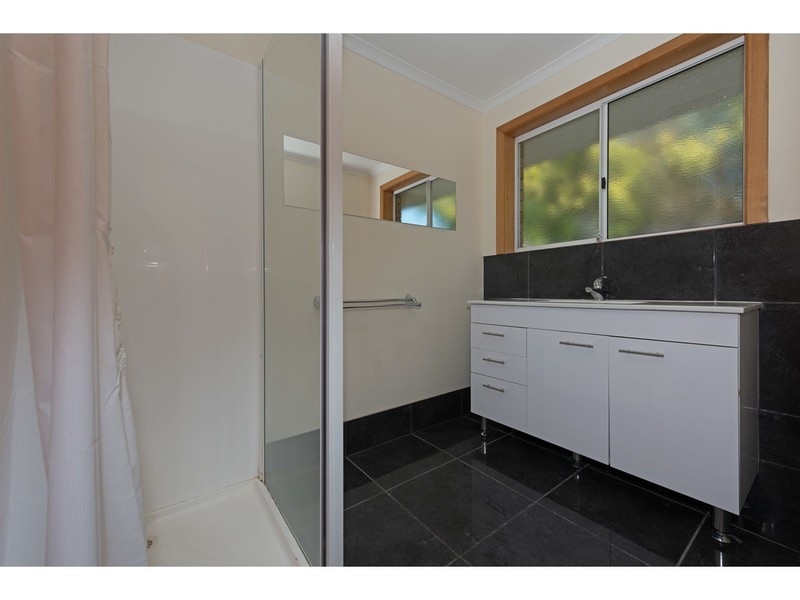 2/265 Cambridge Road, Warrane TAS 7018