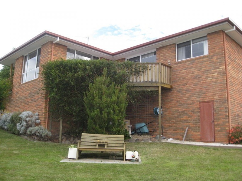 8 Bonwick Court, Claremont TAS 7011