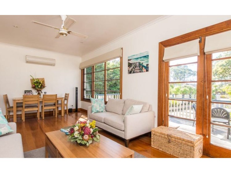 26 Surf Road, Seven Mile Beach TAS 7170
