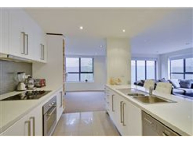 4/113 New Town Road, New Town TAS 7008