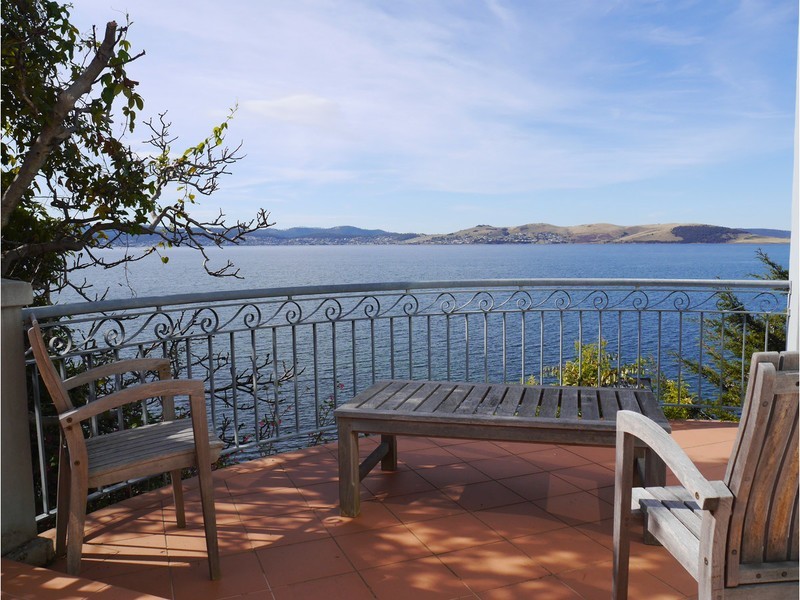 856a Sandy Bay Road, Sandy Bay TAS 7005