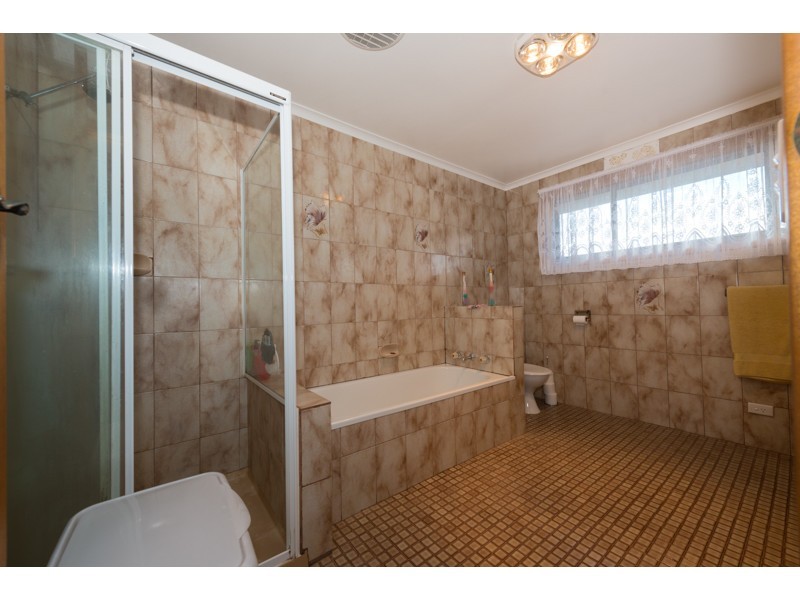 1 Moore Park Drive, Glenorchy TAS 7010