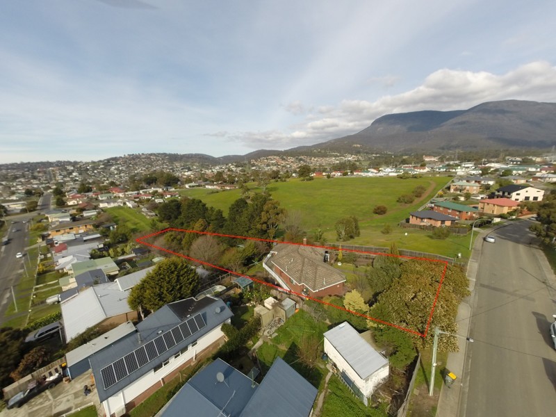 1 Moore Park Drive, Glenorchy TAS 7010