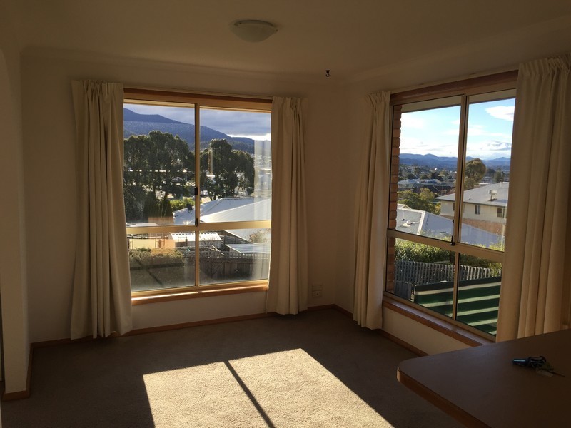 2/5 Gargano Court, Glenorchy TAS 7010