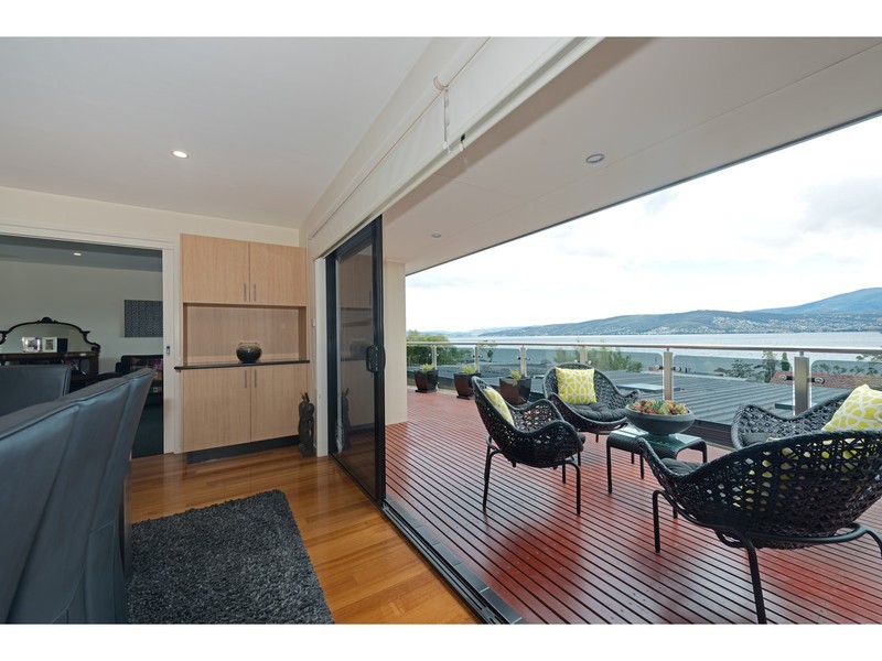 287 Carella Street, Tranmere TAS 7018