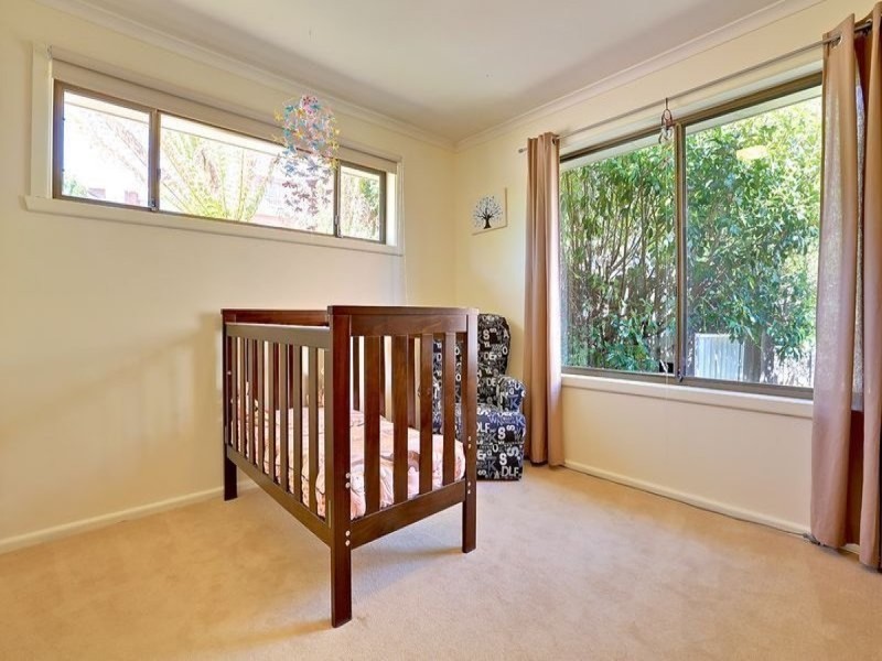 29 Susan Parade, Lenah Valley TAS 7008