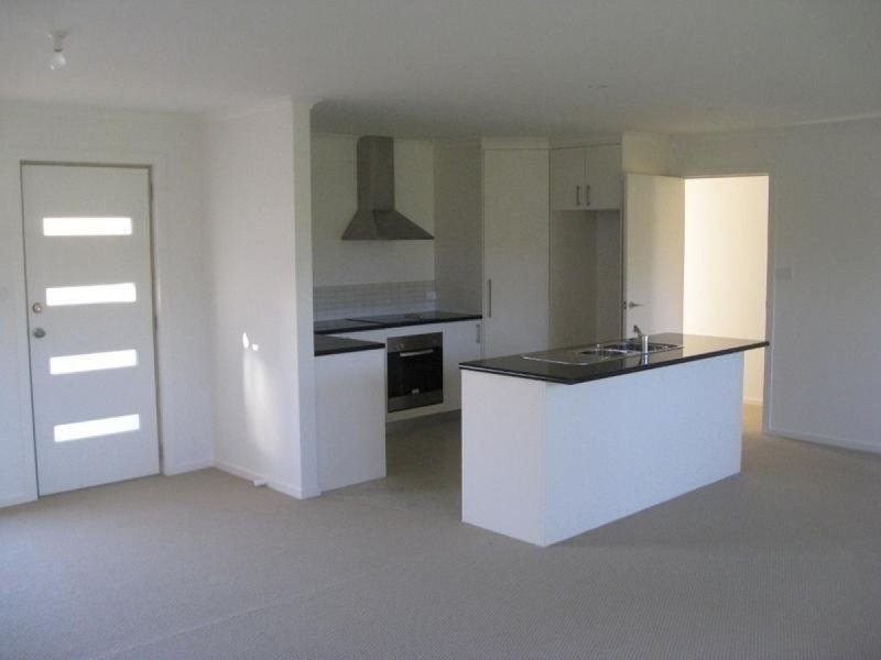7/26 Iris Court, Kingston TAS 7050