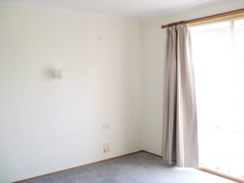 15 Hawthorn Drive, Kingston TAS 7050