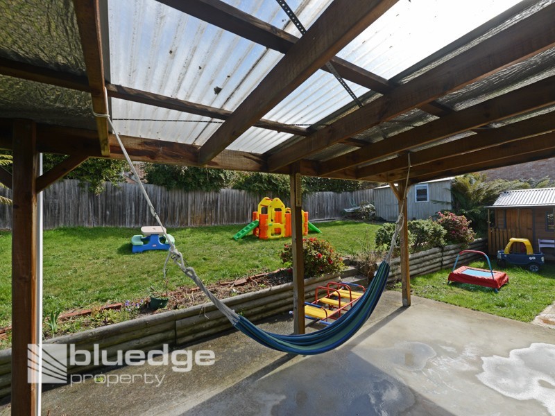 6 Amethyst Drive, Blackmans Bay TAS 7052