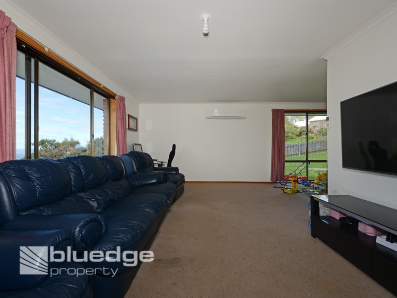 6 Amethyst Drive, Blackmans Bay TAS 7052